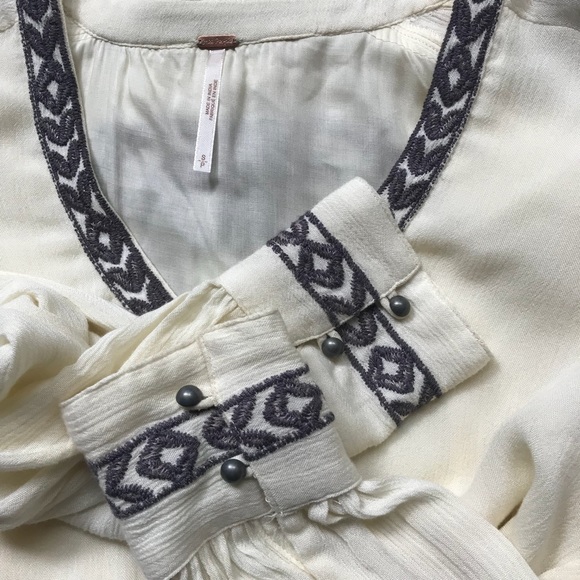Free People Long Sleeve Embroidered Tunic Size S - Picture 6 of 8